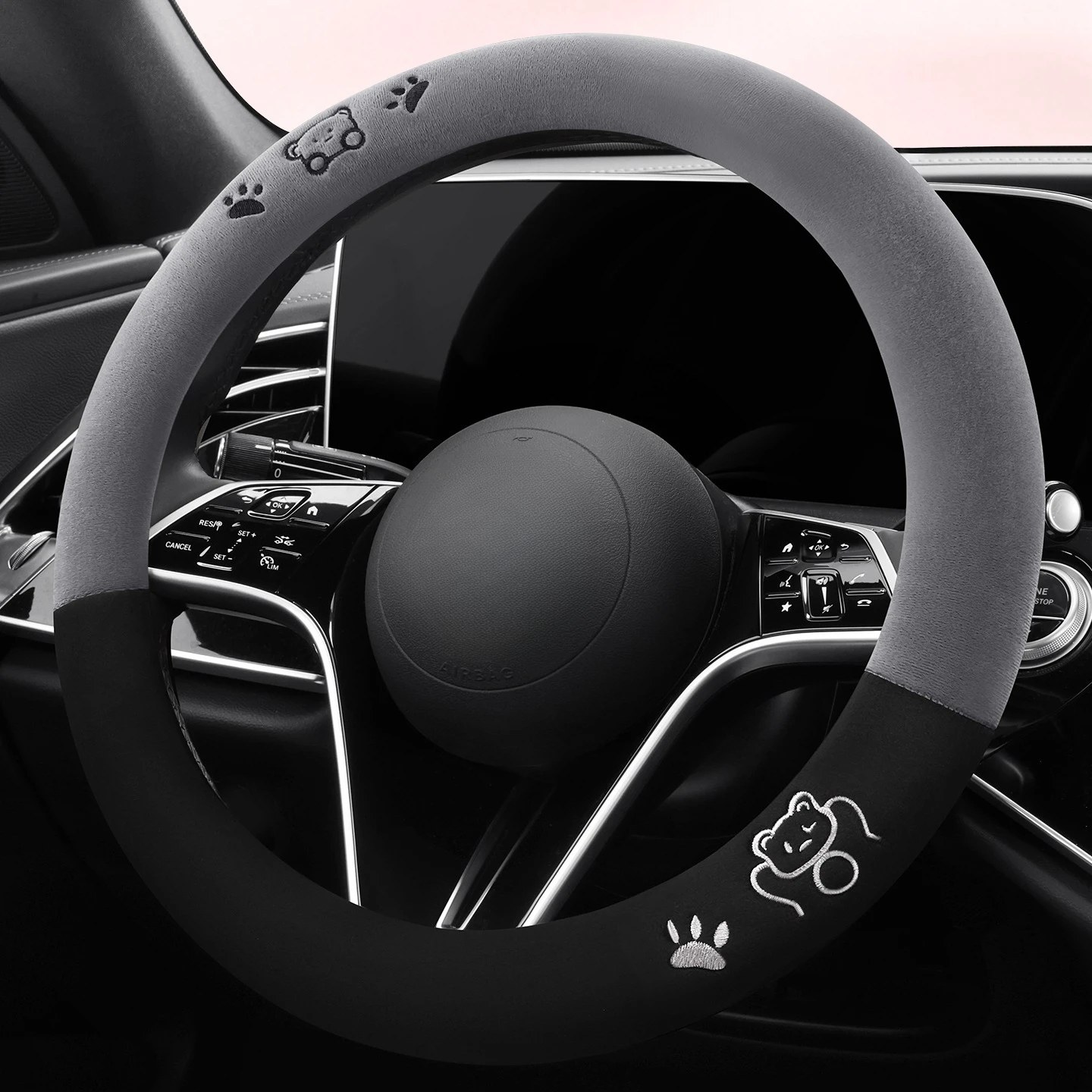 Plush Velvet Steering Wheel Cover - Winter Warm, Non-Slip